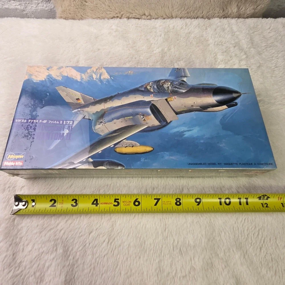 Hasegawa Hobby Kits 1:72 McDonnell Douglas F4F Phantom II Model‎ Kit 703